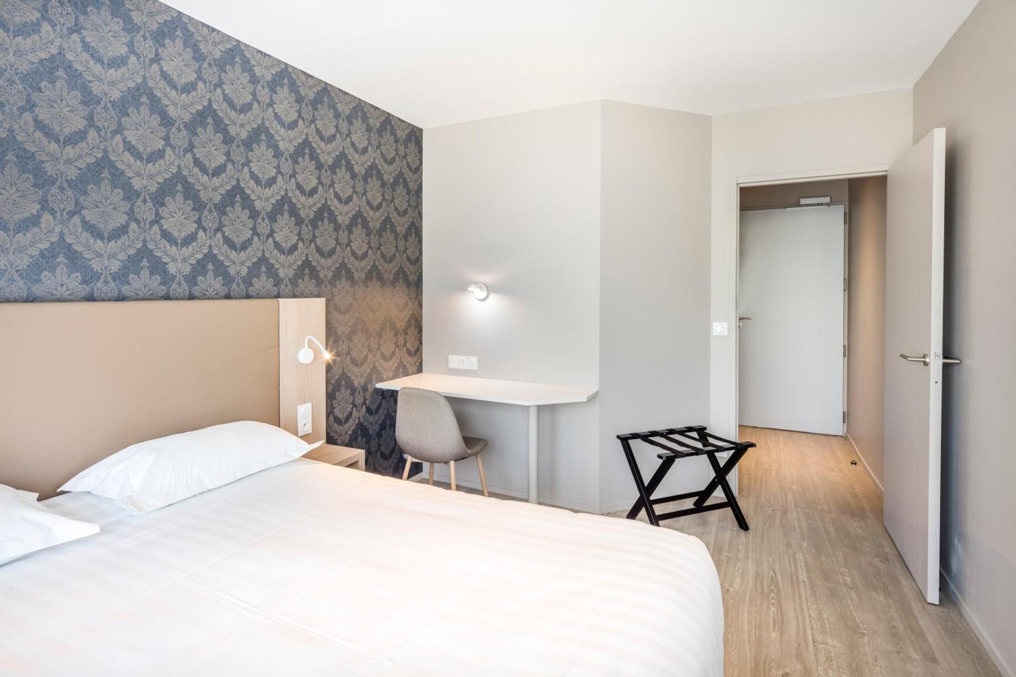 The Originals City, Hotel Les Caps, Saint-Brieuc Est Lamballe Exterior photo